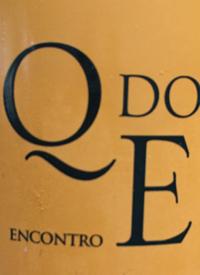 Q do E Vinho Espumate Bruto Brancotext